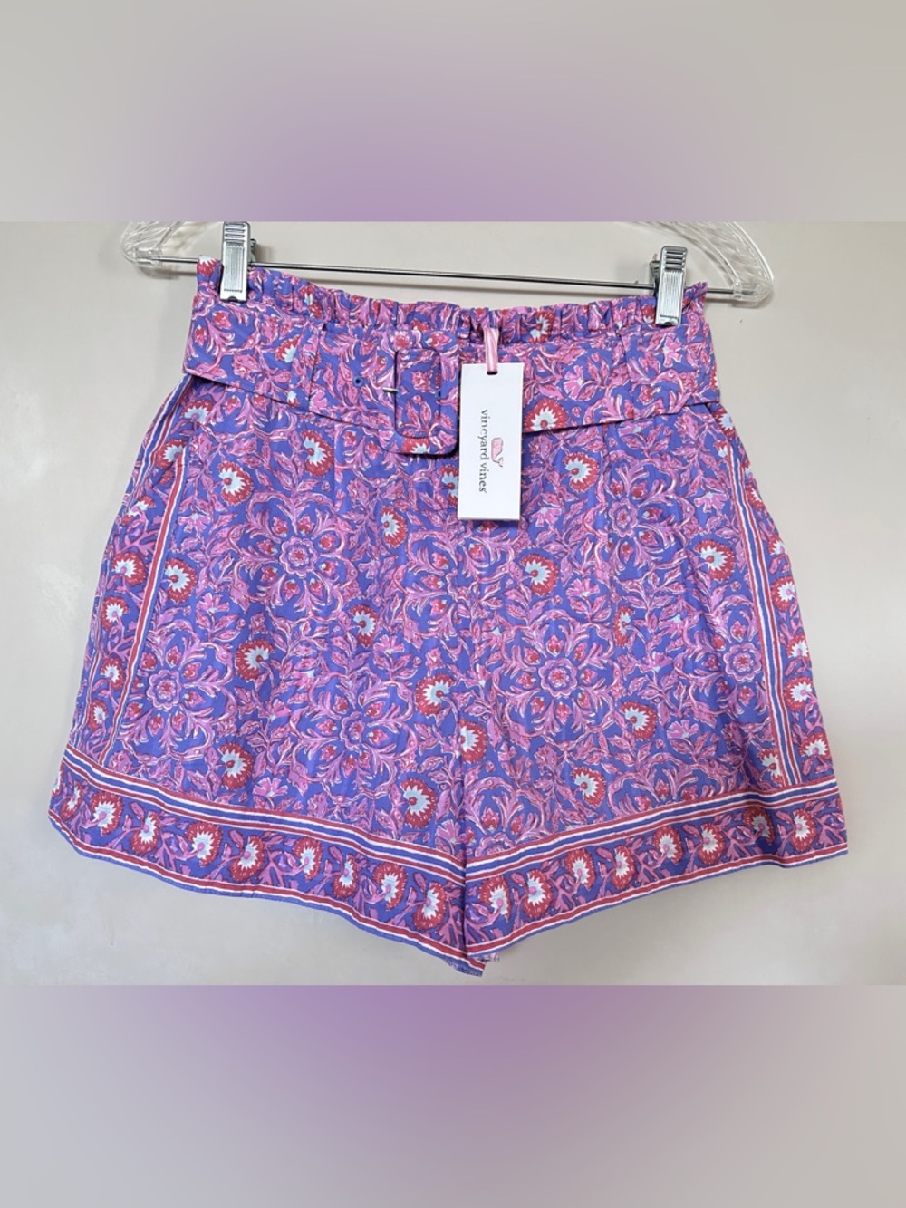 NWT Vineyard Vines Katama Tile Belted Shorts Violet Size 2